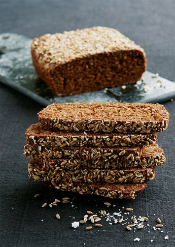 Kerneholdigt rugbrød med MultiBase rugbrød