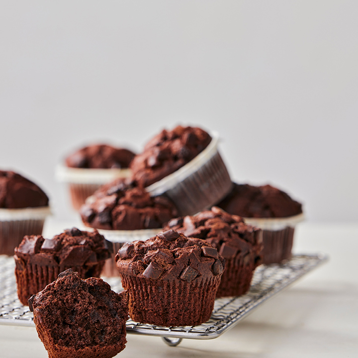Gluten free dark muffins with chocolate chunks